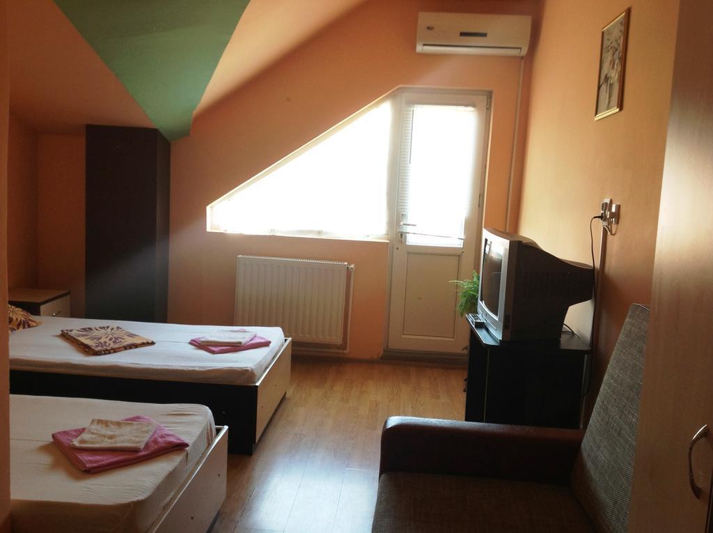 Pensiunea Nicol Tulcea Quarto foto