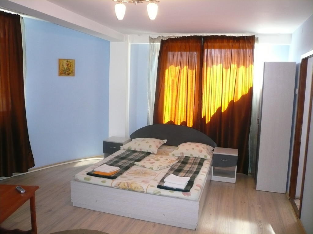 Pensiunea Nicol Tulcea Quarto foto